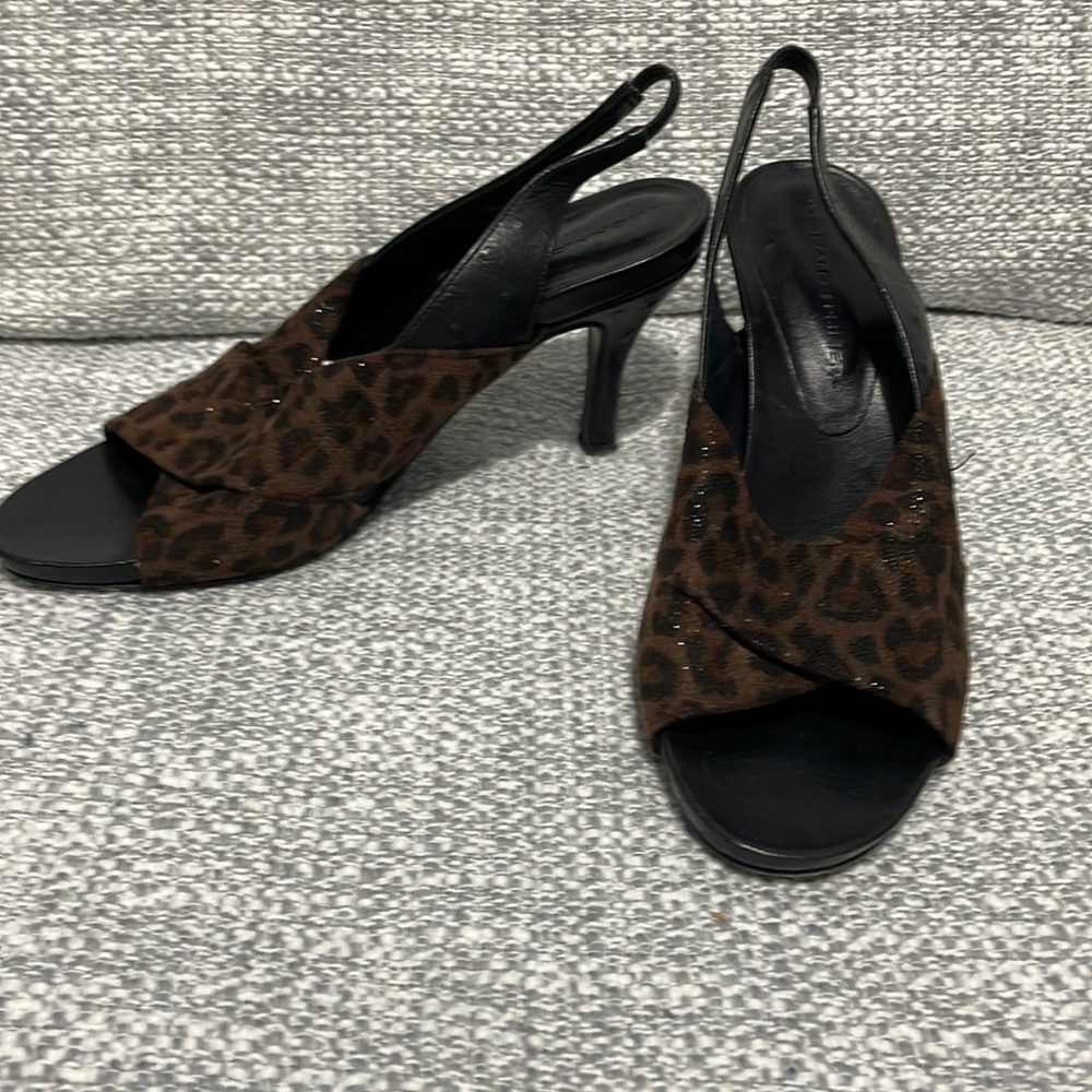 DONALD PLINER - Leather slings in Black & Cheetah - 7M - Great condition.